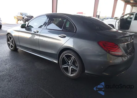 2018 Mercedes-Benz C 300 из США, поврежденный, VIN 55SWF4JB9JU254808